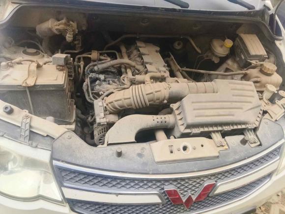 [青岛·鲁B] 二手五菱汽车五菱宏光2014款 1.5L S舒适型