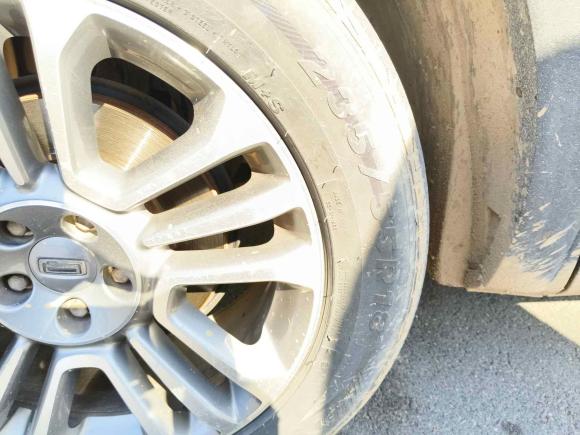 [南京·苏A] 二手观致观致52018款 1.6T 自动尊贵型