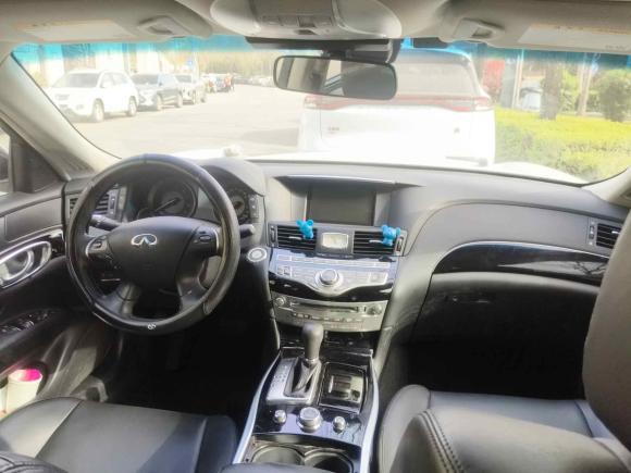 [西安·陕U] 二手英菲尼迪英菲尼迪Q702017款 Q70L 2.5L 精英版
