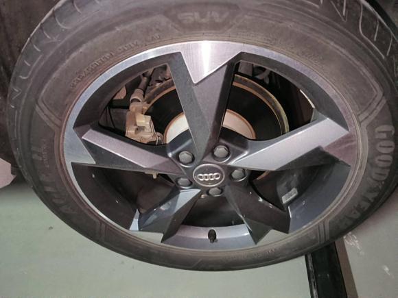 [上海·沪G] 二手奥迪奥迪Q32019款 40 TFSI 时尚动感型