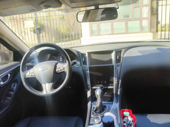 [青岛·鲁B] 二手英菲尼迪英菲尼迪Q50L2016款 2.0T 舒适版