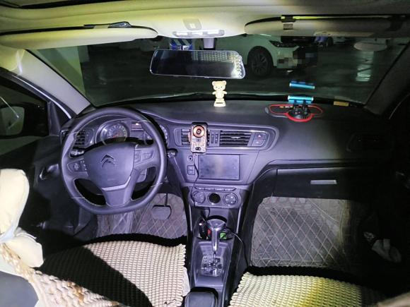 [成都·川A] 二手雪铁龙雪铁龙C3-XR2015款 1.6THP 自动旗舰型