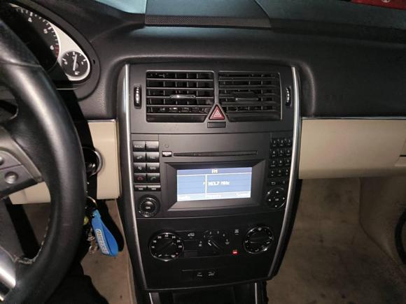 [上海·沪K] 二手奔驰奔驰B级2009款 B 200 时尚型