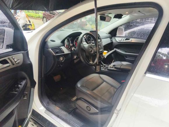 [广州·粤A] 二手奔驰奔驰GLE轿跑2015款 GLE 320 4MATIC 轿跑SUV
