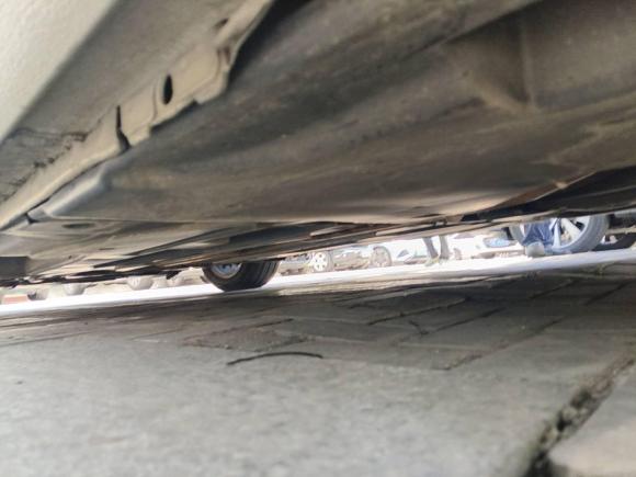 [无锡·苏B] 二手标致标致5082011款 2.3L 自动旗舰版