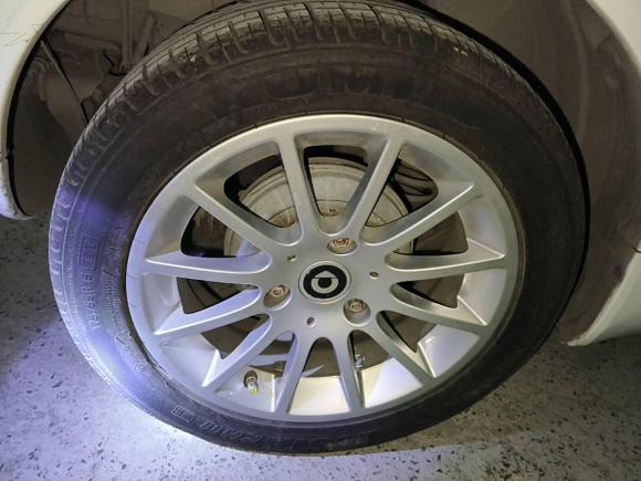 [杭州·浙A] 二手smartsmart fortwo2011款 1.0 MHD兔年特别版