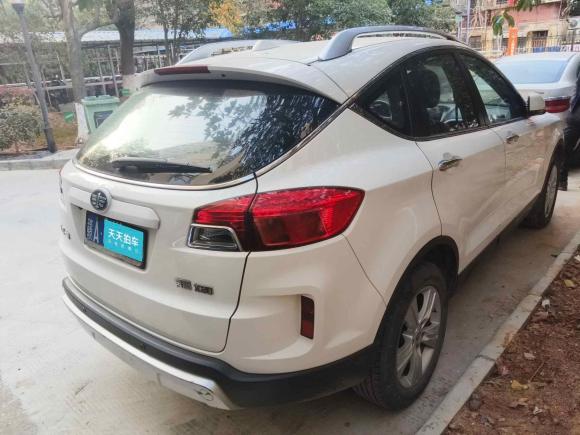 [南昌·赣A] 二手奔腾奔腾X802015款 2.0L 自动豪华型