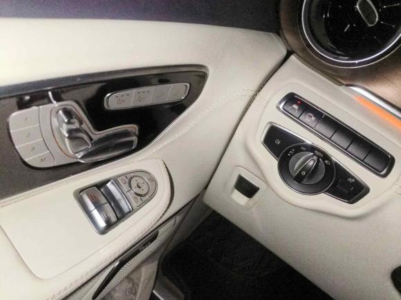 [上海·沪A] 二手奔驰奔驰V级2020款 V 260 L 长轴距豪华版