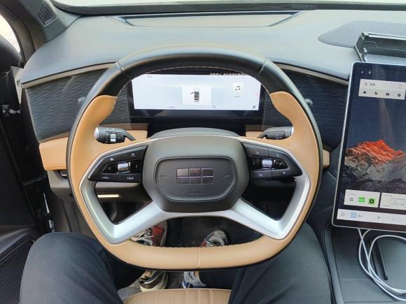 [青岛·鲁B] 二手吉利银河银河L72023款 1.5T 115km MAX