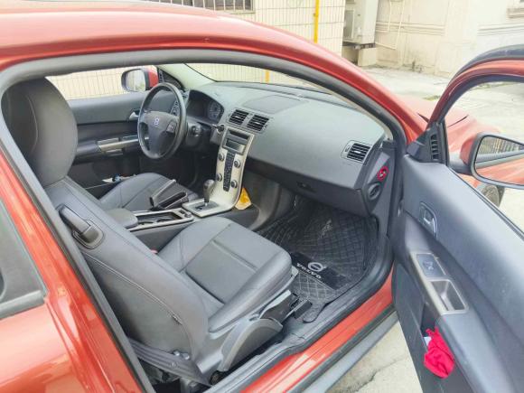 [上海·沪C] 二手沃尔沃沃尔沃C302010款 2.0智尚版