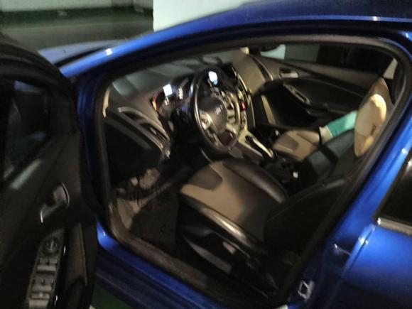 [成都·川A] 二手福特福克斯2012款 两厢 2.0L 手动豪华运动型