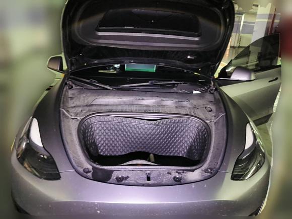 [无锡·苏B] 二手特斯拉Model Y2023款 后轮驱动版