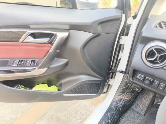 [上海·沪C] 二手北京汽车绅宝D502018款 1.5L 手动尊贵智驾版