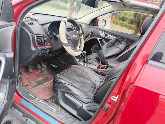 [苏州·苏E] 二手长安长安CS552018款 1.5T 手动炫色型 国V