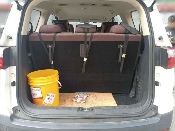 [深圳·桂E] 二手长安欧尚长安欧尚A8002017款 1.6L 手动舒适型