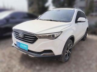 奔腾奔腾X402019款 1.6L 手动豪华型 国VI「西安二手车」「天天拍车」