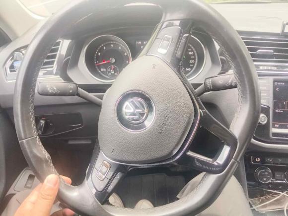 [上海·沪D] 二手大众途观L2018款  330TSI 自动两驱旗舰版