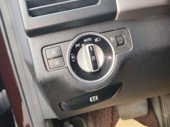 [成都·川A] 二手奔驰奔驰GLK级2010款 GLK 300 4MATIC 时尚型