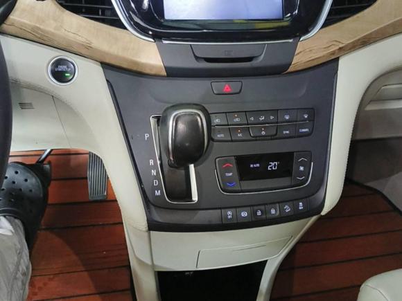 [广州·粤A] 二手别克别克GL82018款 ES 28T 舒适型 国VI