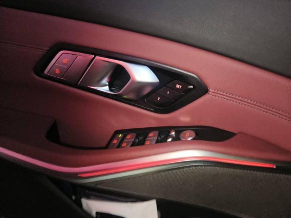[上海·沪B] 二手宝马宝马3系2021款 330Li xDrive M运动曜夜套装