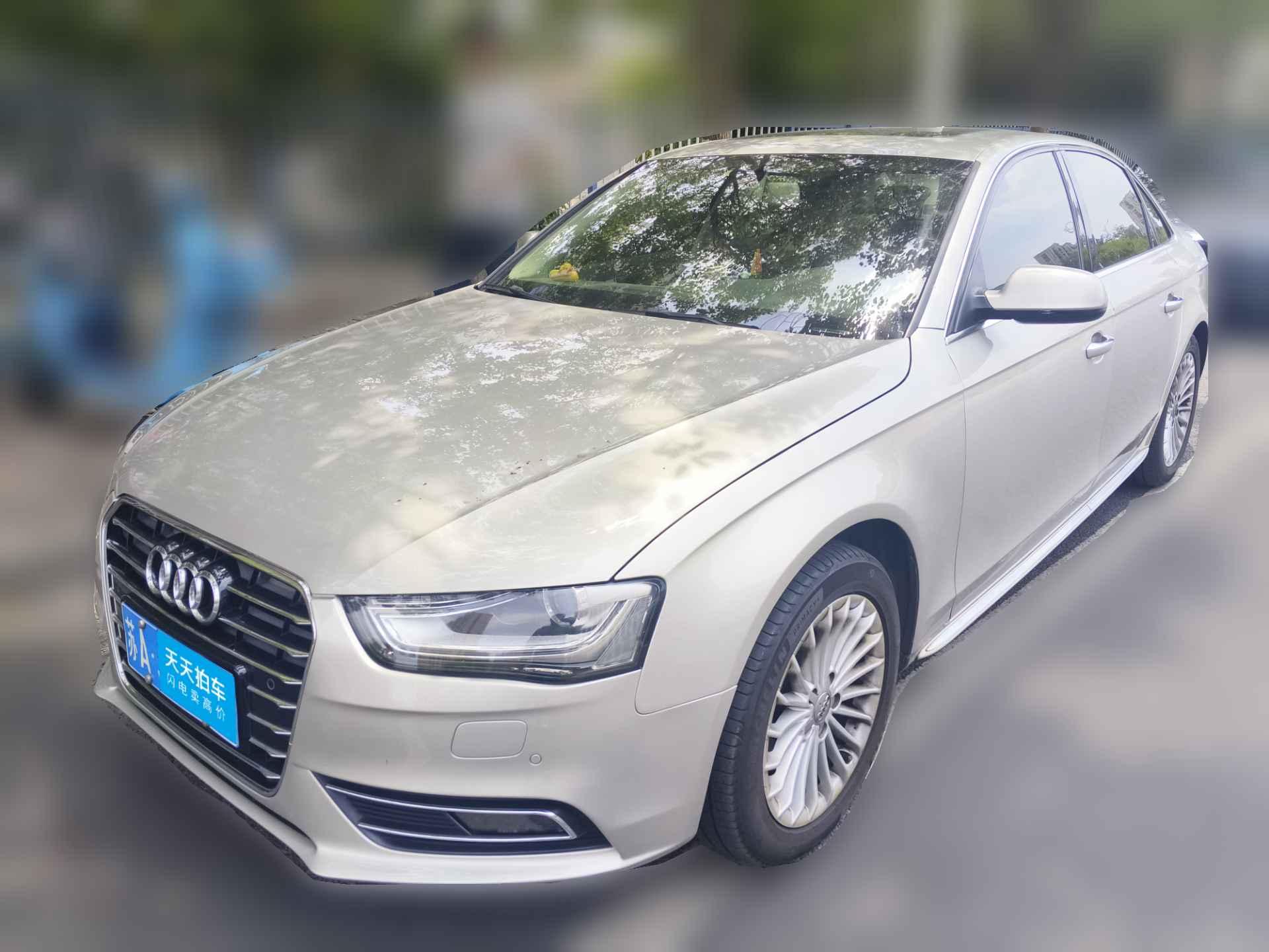 [南京·苏A] 奥迪奥迪A4L2015款 35 TFSI 自动舒适型