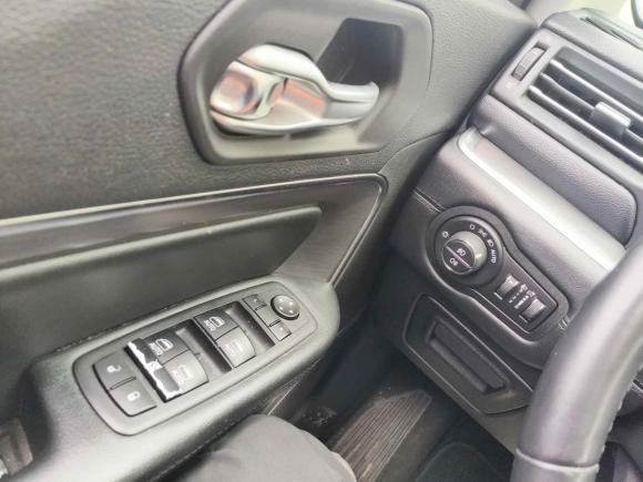 [苏州·苏E] 二手Jeep大指挥官2018款 2.0T 四驱臻享版 国V