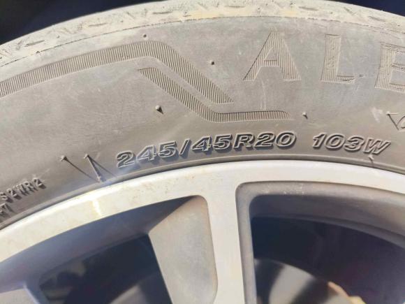 [成都·川A] 二手宝马宝马X42022款 xDrive 30i M运动套装