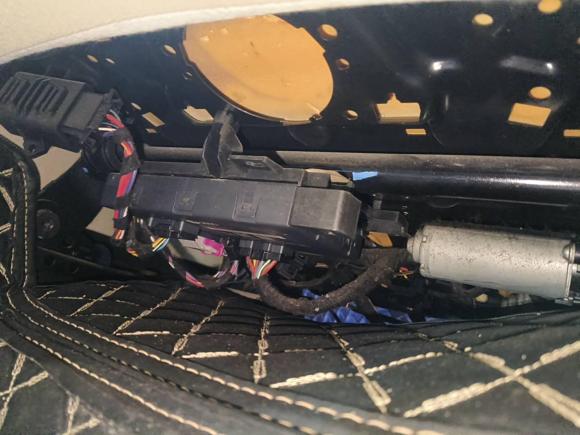 [青岛·鲁B] 二手大众帕萨特2011款 1.8TSI DSG至尊版