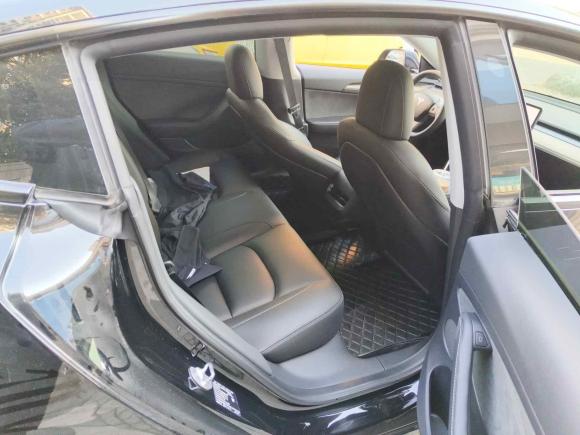[上海·沪A] 二手特斯拉Model 32022款 后轮驱动版