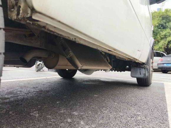 [武汉·鄂A] 二手依维柯依维柯得意2014款 2.5T-A35 NJ6484ACM47Z4