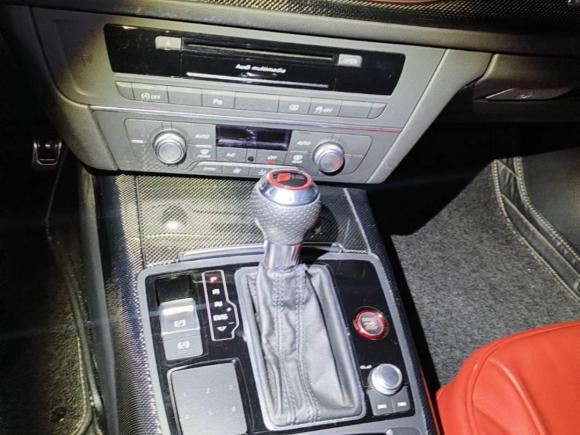 [广州·粤A] 二手奥迪奥迪A6L2018款 30周年年型 45 TFSI quattro 运动型