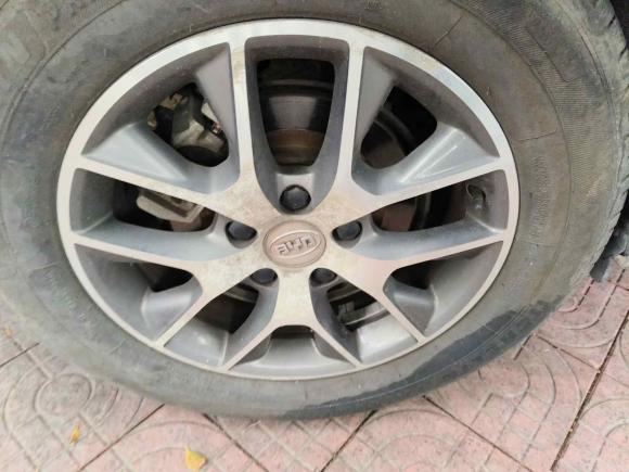 [深圳·粤L] 二手比亚迪宋2016款 1.5TI 手动豪华型