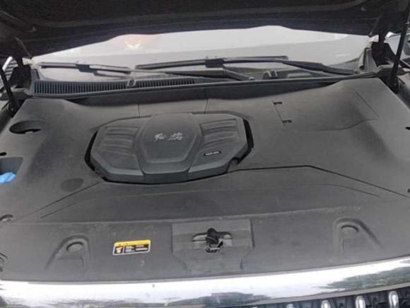 [南京·苏A] 二手红旗红旗HS52019款 2.0T 智联旗享版