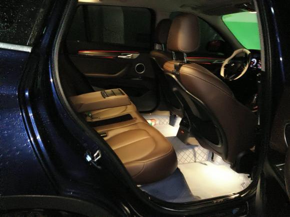 [济南·鲁H] 二手宝马宝马X12019款 sDrive18Li 尊享型