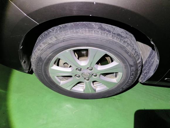 [武汉·鄂A] 二手别克别克GL82014款 3.0L GT豪华商务豪雅版