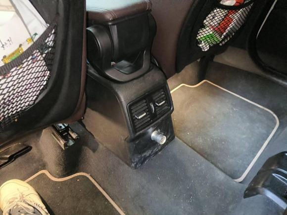 [广州·粤A] 二手宝马宝马X12016款 sDrive18Li 豪华型