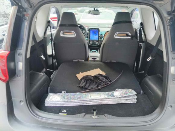 [上海·沪A] 二手奇瑞新能源小蚂蚁2021款 15万蚁粉款 蚁酷版 磷酸铁锂