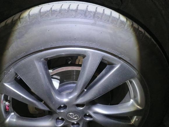 [上海·沪A] 二手英菲尼迪英菲尼迪QX602014款 2.5 S/C Hybrid 两驱卓越版