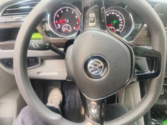 [上海·沪F] 二手大众途安2018款 途安L 280TSI DSG舒适版 7座 国V