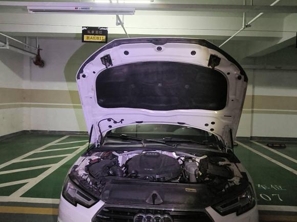 [杭州·浙A] 二手奥迪奥迪A4L2017款 40 TFSI 时尚型