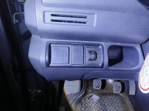 [深圳·粤B] 二手长安凯程欧诺S2021款 1.5L欧诺S智享版双蒸空调客车JL473QG