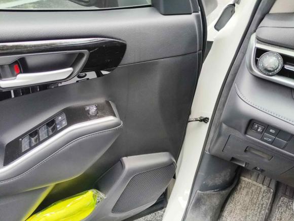 [上海·沪E] 二手丰田汉兰达2022款 双擎 2.5L 四驱尊贵版 7座