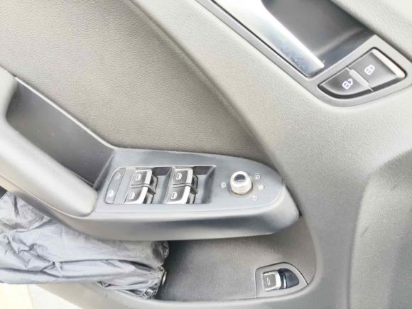 [嘉兴·浙F] 二手奥迪奥迪A4L2015款 35 TFSI 自动舒适型