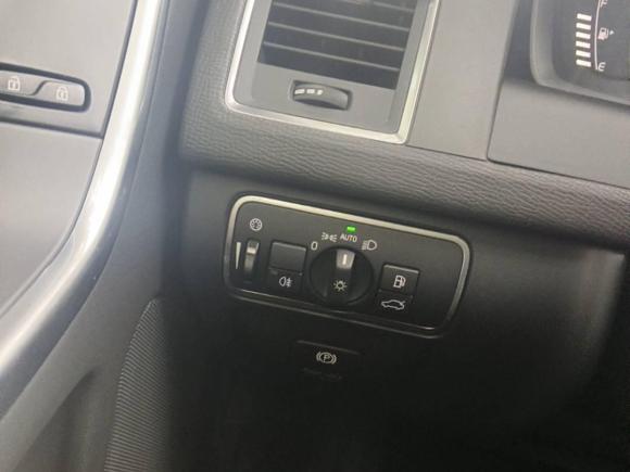 [上海·沪A] 二手沃尔沃沃尔沃XC602014款 T5 智逸版