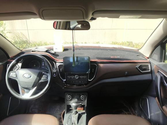 [无锡·苏J] 二手一汽森雅R72017款 1.6L 自动智能型