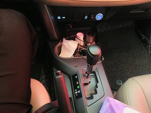 [广州·粤A] 二手丰田RAV4荣放2016款 2.0L CVT两驱风尚版 国V