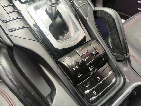 [广州·粤A] 二手保时捷Cayenne2015款 Cayenne 3.0T