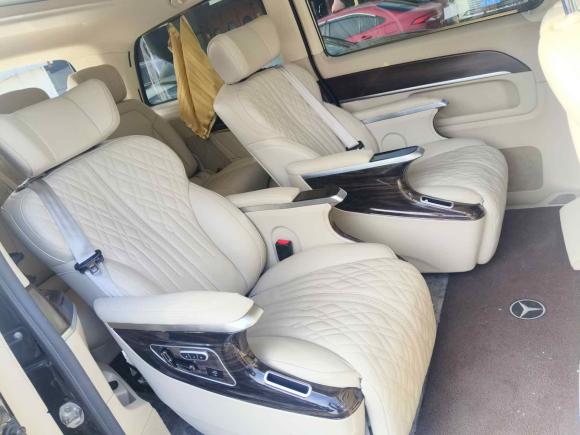 [上海·沪A] 二手奔驰奔驰V级2020款 V 260 领航版