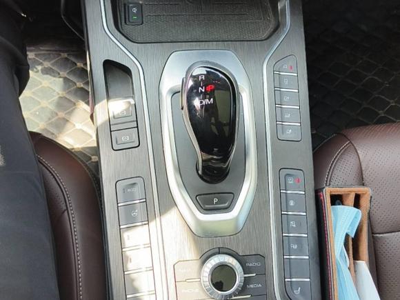 [青岛·鲁B] 二手魏牌魏牌 VV62018款 2.0T 四驱旗舰型 国V