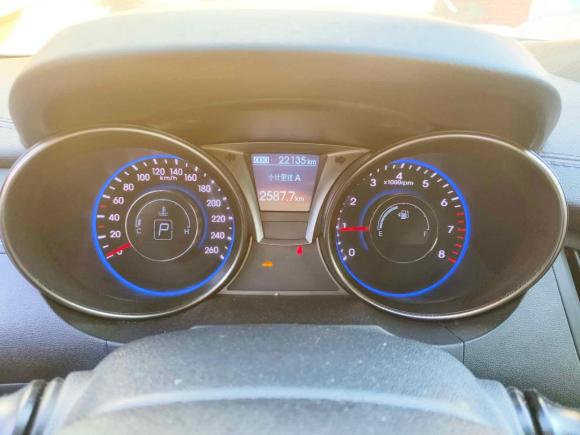 [上海·苏E] 二手现代劳恩斯-酷派2012款 2.0T 自动豪华版